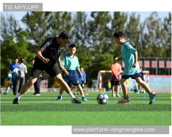 足球教练9:如何培养青少年球员的技术与战术意识提升球队整体实力 足球教练9:如何培养青少年球员的技术与战术意识提升球队整体实力